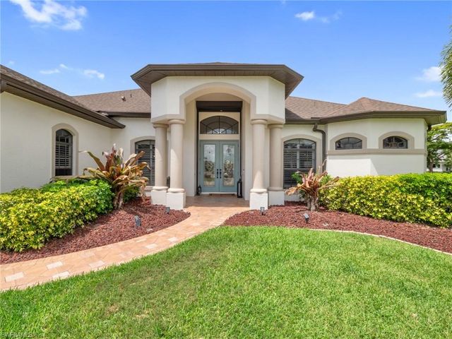 8990 Timber Run CT, Fort Myers, FL 33908