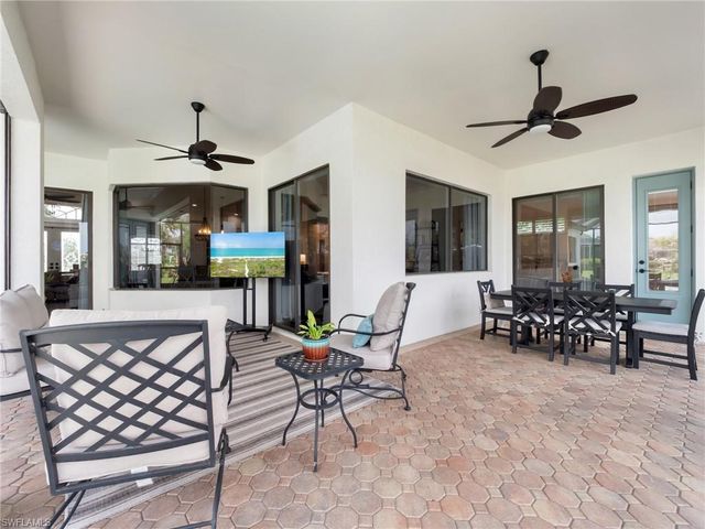 8990 Timber Run CT, Fort Myers, FL 33908