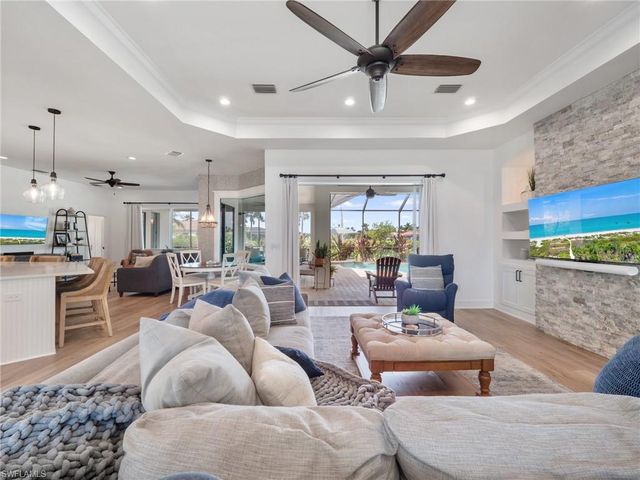 8990 Timber Run CT, Fort Myers, FL 33908