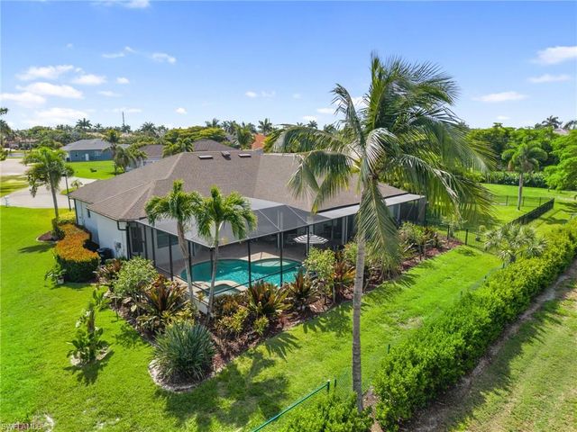 8990 Timber Run CT, Fort Myers, FL 33908