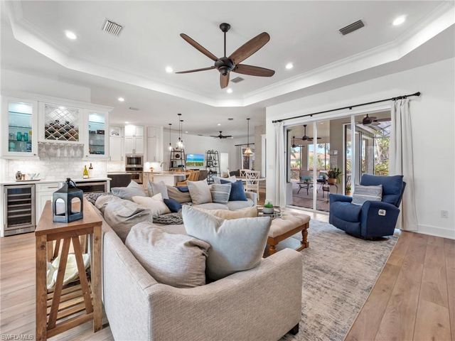 8990 Timber Run CT, Fort Myers, FL 33908