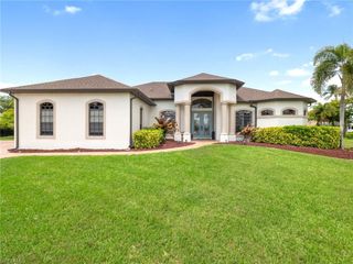 8990 Timber Run CT, Fort Myers, FL 33908
