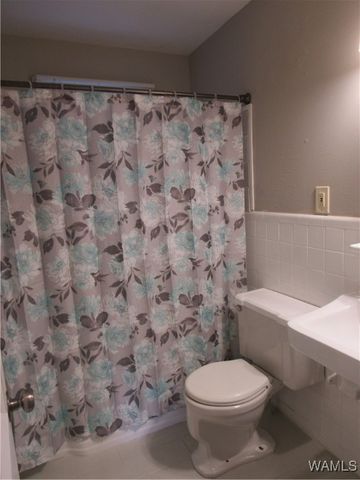 125 Circlewood, Tuscaloosa, AL 35405