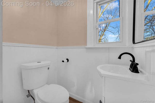 16816 Inverness Street, Detroit, MI 48221