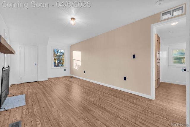 16816 Inverness Street, Detroit, MI 48221