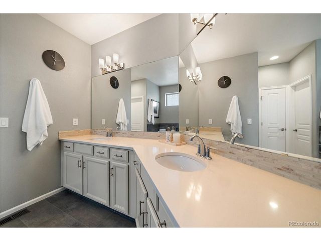 16948 W 86th Ave, Arvada, CO 80007