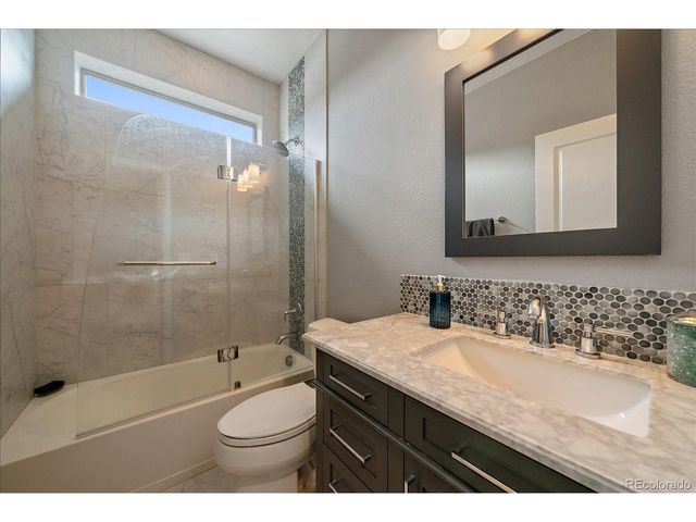 16948 W 86th Ave, Arvada, CO 80007