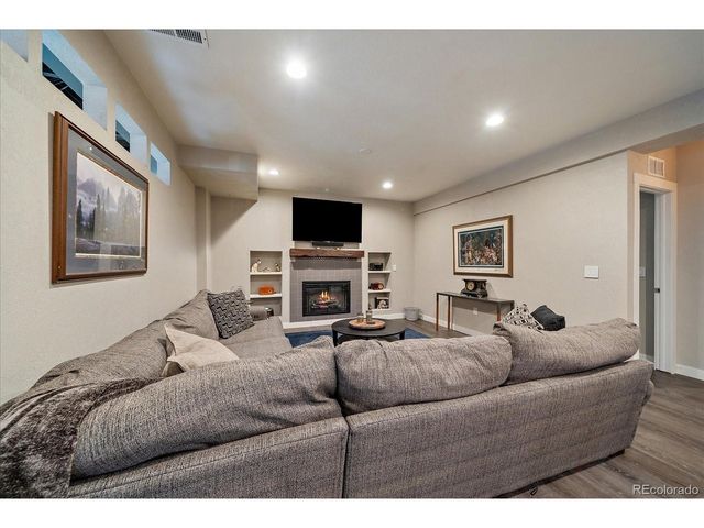 16948 W 86th Ave, Arvada, CO 80007