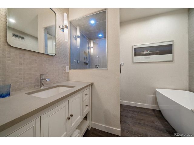 16948 W 86th Ave, Arvada, CO 80007