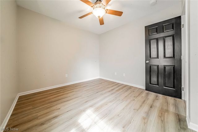 122 Haydens Arbor, Elyria, OH 44035