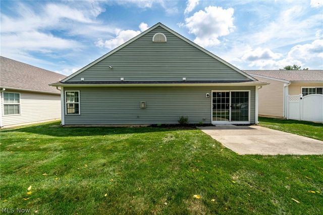 122 Haydens Arbor, Elyria, OH 44035