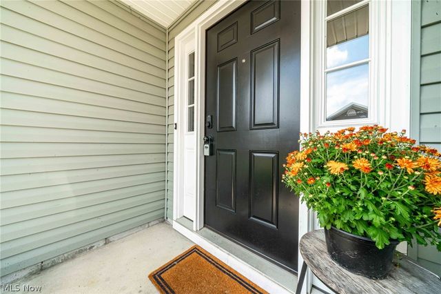 122 Haydens Arbor, Elyria, OH 44035