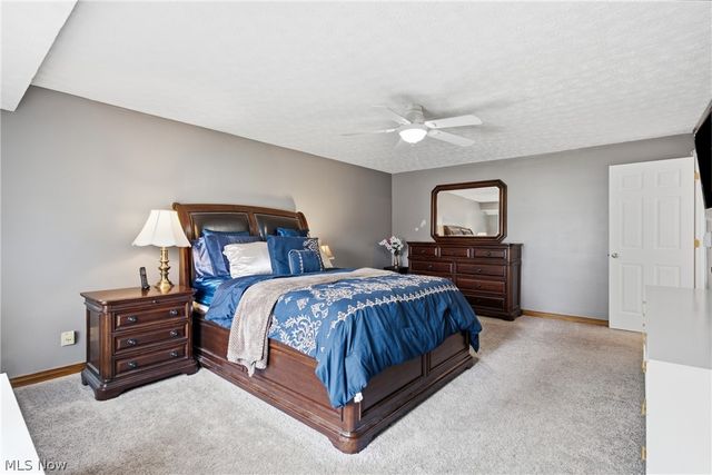 33541 Seneca Drive, Solon, OH 44139