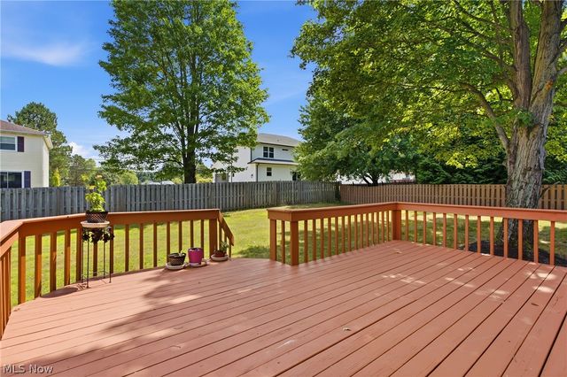 33541 Seneca Drive, Solon, OH 44139