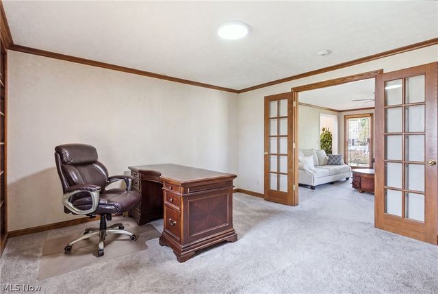 33541 Seneca Drive, Solon, OH 44139