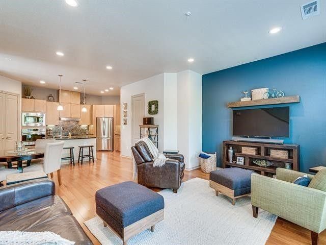 1207 Beaconsfield Lane 404, Arlington, TX 76011