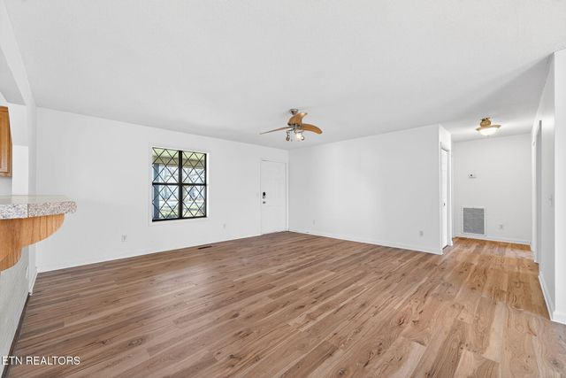 1016 Hickory Hill Drive, Jamestown, TN 38556