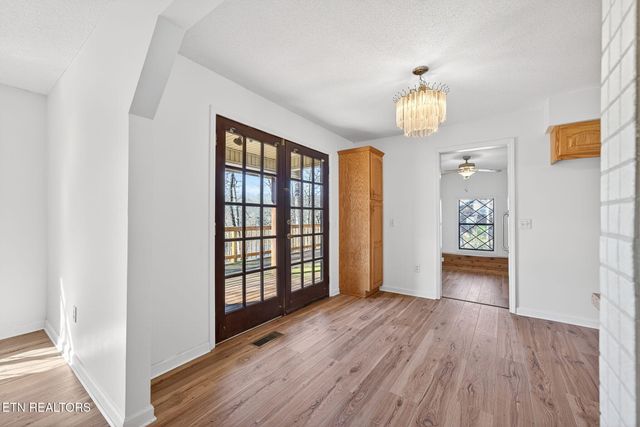 1016 Hickory Hill Drive, Jamestown, TN 38556