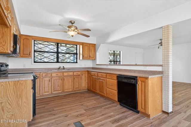 1016 Hickory Hill Drive, Jamestown, TN 38556