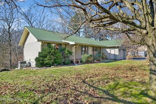 1016 Hickory Hill Drive, Jamestown, TN 38556