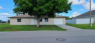 1024 NE 16th PL, Cape Coral, FL 33909