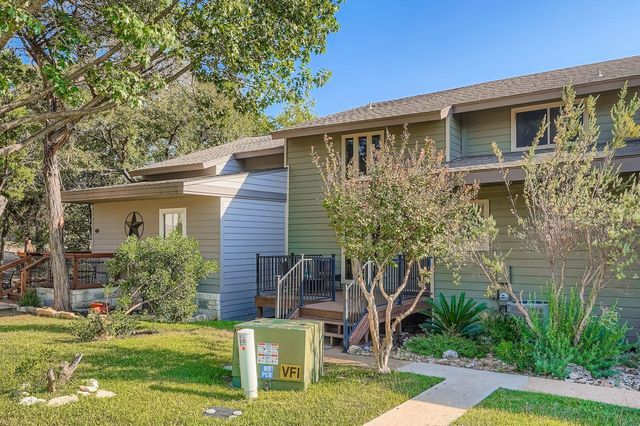 203 S Venture BLVD, Point Venture, TX 78645