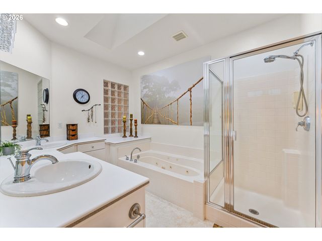 1444 Se LARCH Way, Gresham, OR 97080