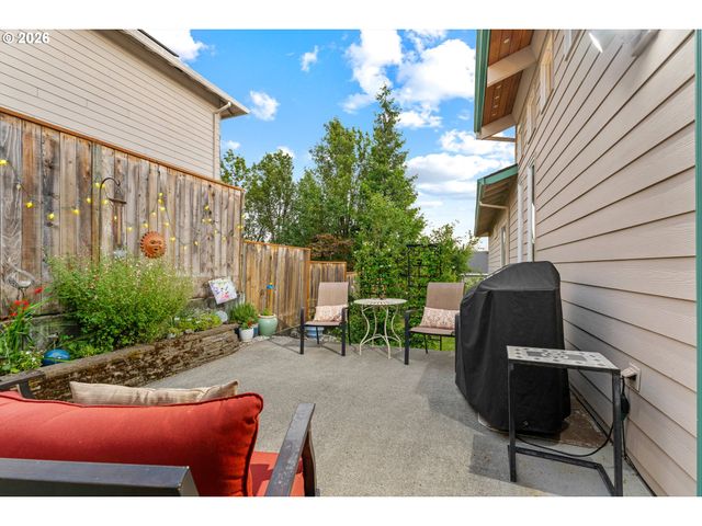 1444 Se LARCH Way, Gresham, OR 97080