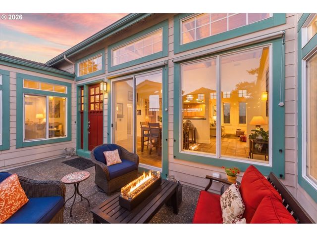 1444 Se LARCH Way, Gresham, OR 97080