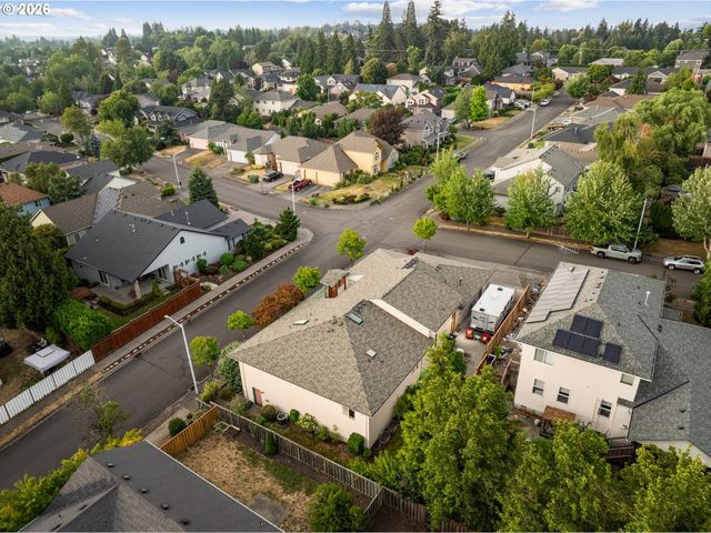 1444 Se LARCH Way, Gresham, OR 97080