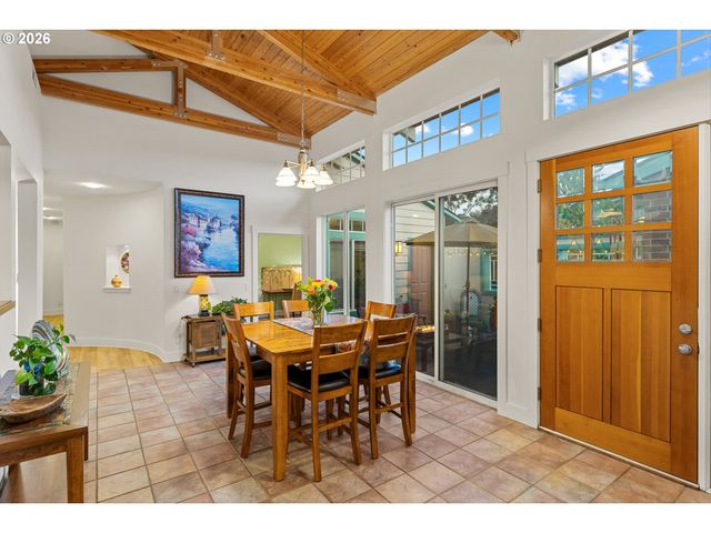 1444 Se LARCH Way, Gresham, OR 97080