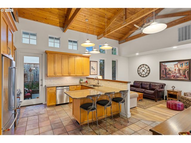 1444 Se LARCH Way, Gresham, OR 97080