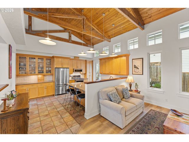 1444 Se LARCH Way, Gresham, OR 97080