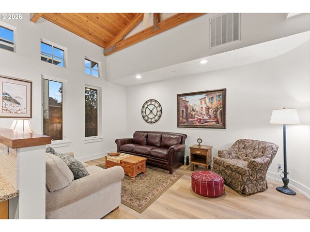 1444 Se LARCH Way, Gresham, OR 97080