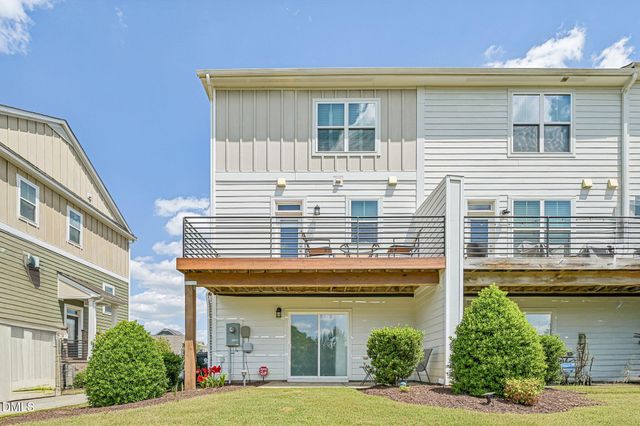 380 Skymont Drive, Holly Springs, NC 27540