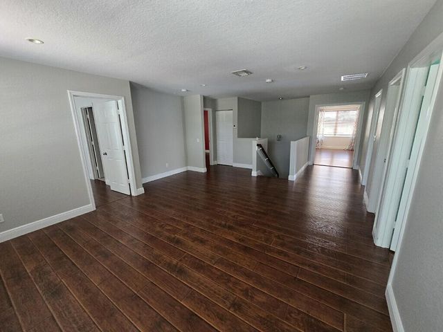 4436 Laurel Place, Weston, FL 33332