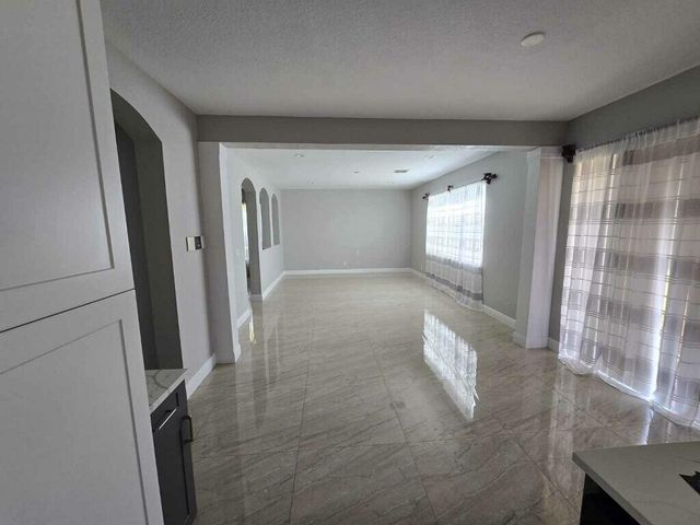 4436 Laurel Place, Weston, FL 33332