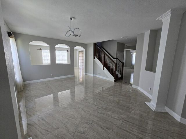 4436 Laurel Place, Weston, FL 33332