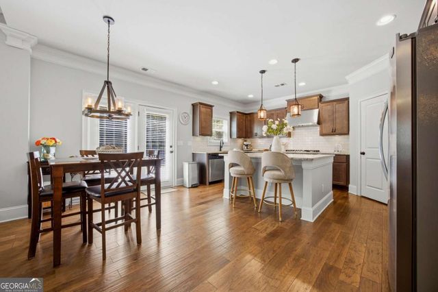 589 Warrenton Run Drive, Sugar Hill, GA 30518
