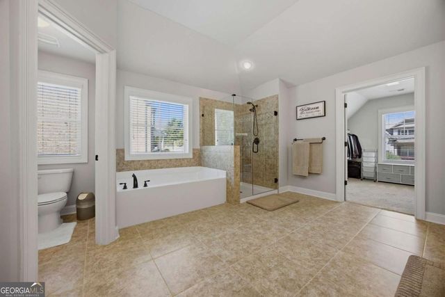 589 Warrenton Run Drive, Sugar Hill, GA 30518