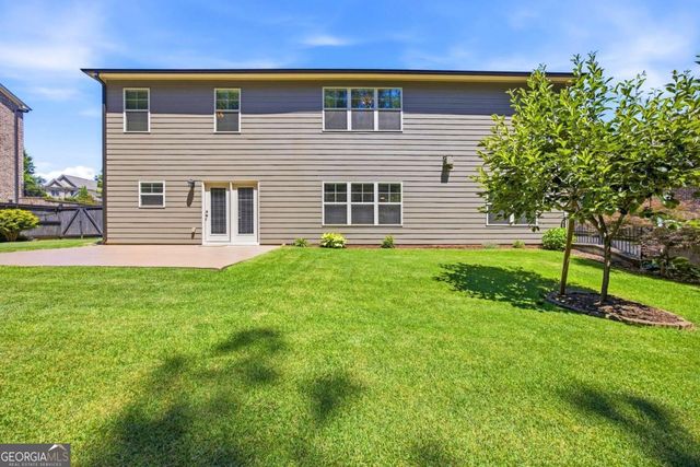 589 Warrenton Run Drive, Sugar Hill, GA 30518