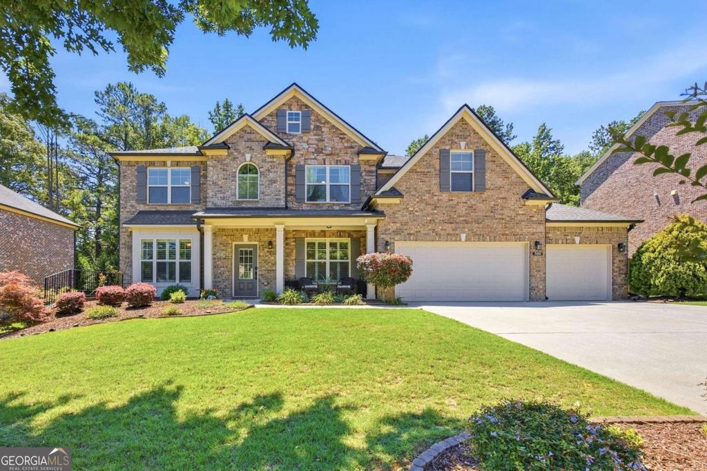 589 Warrenton Run Drive, Sugar Hill, GA 30518