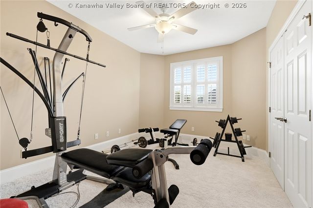 1024 Crestmont Road, Hurricane, WV 25526