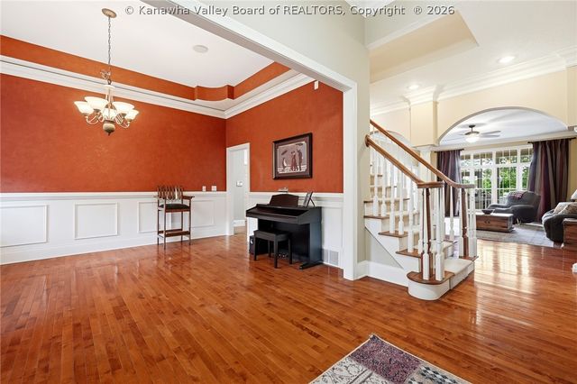 1024 Crestmont Road, Hurricane, WV 25526