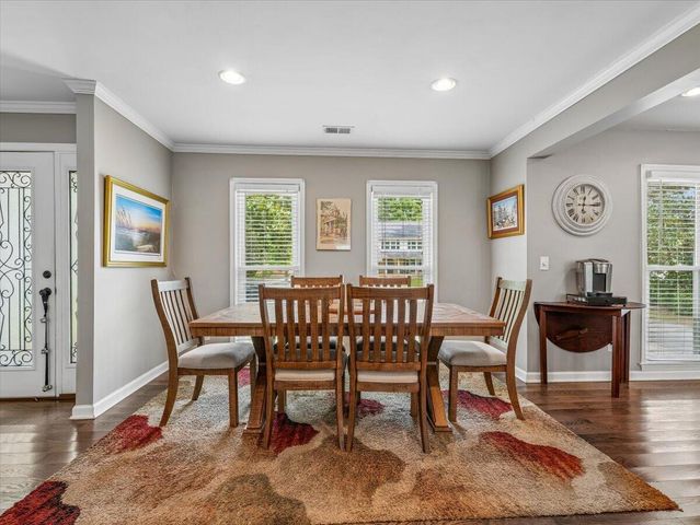 5 Corsica Court, Hanahan, SC 29410