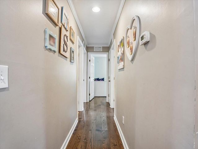 5 Corsica Court, Hanahan, SC 29410