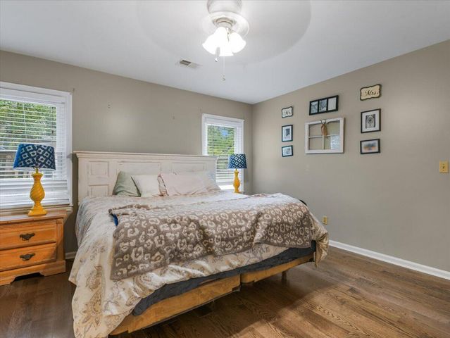 5 Corsica Court, Hanahan, SC 29410
