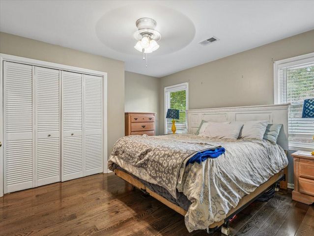 5 Corsica Court, Hanahan, SC 29410