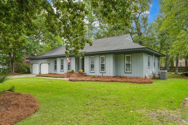 5 Corsica Court, Hanahan, SC 29410