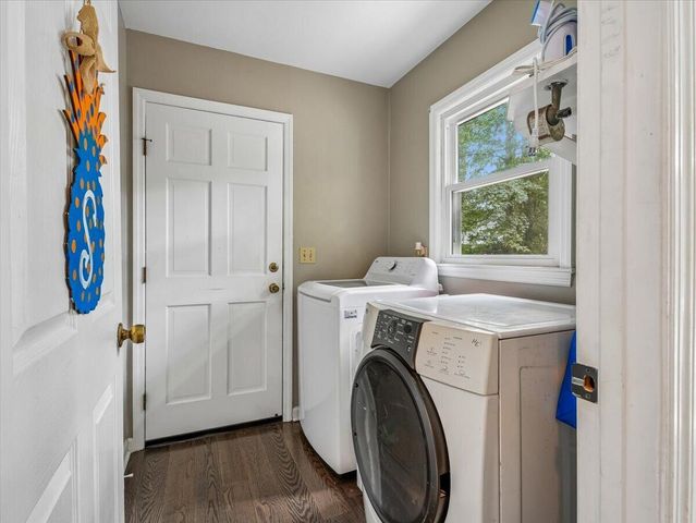 5 Corsica Court, Hanahan, SC 29410